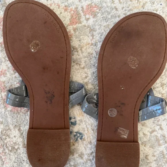 Authentic Tory Burch Women's Grey Sandals - Picture 2 of 4